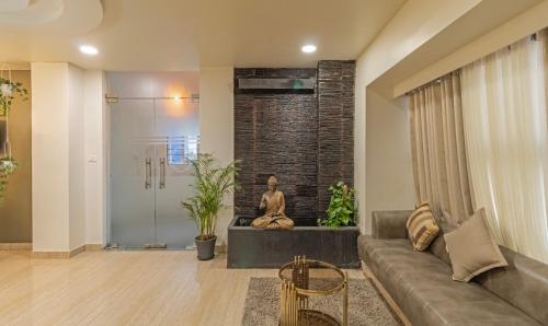 Facilities, OYO Flagship 813600 Tranquil Inn near Market Square Mall