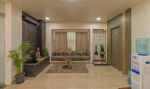 Facilities, OYO Flagship 813600 Tranquil Inn near Market Square Mall
