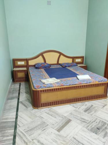 Kashi Home Stay & Apartments