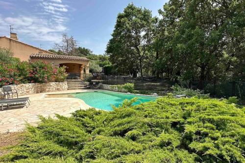 Aix-en-Provence, Savourez l'été en Provence - Location, gîte - Venelles