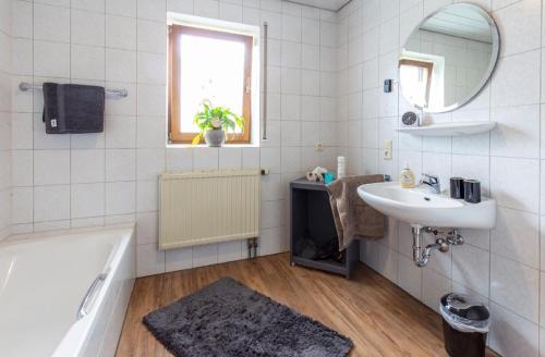 Bathroom, Ferienwohnung Franz Erlabrunn in Erlabrunn