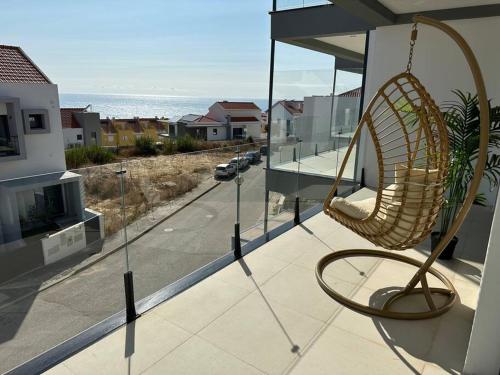 Beach, Ocean view & Bright House Ericeira