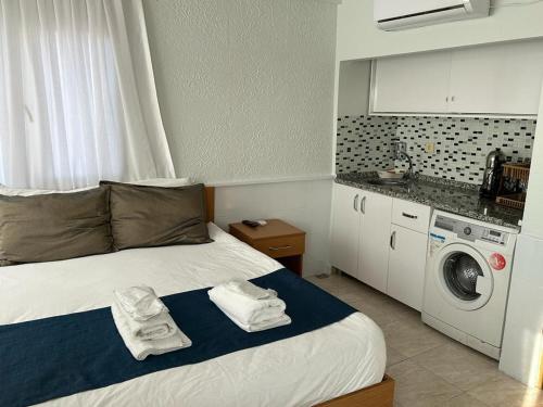 Standard Double or Twin Room image 2