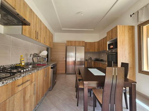 Kitchen, Green house , les couples non maries merci de s'abstenir in Saidia