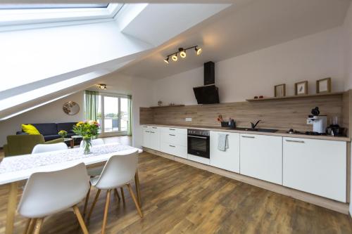 廚房, Ferienwohnungen Rhönhimmel (Ferienwohnungen Rhonhimmel) in 格爾斯費爾德/羅恩
