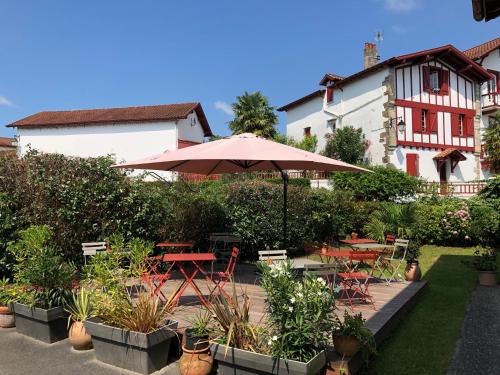 Iekārtas, Hotel Ursula in Espelette