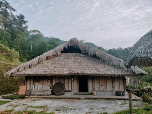 TẠ QUYÊN HOMESTAY