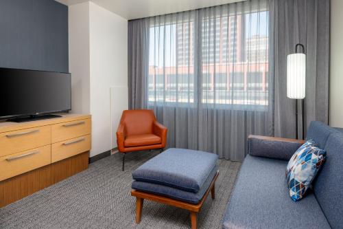 Courtyard by Marriott Buffalo Downtown/Canalside