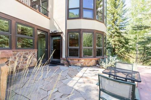 Northwood's Spruce 208 - main image