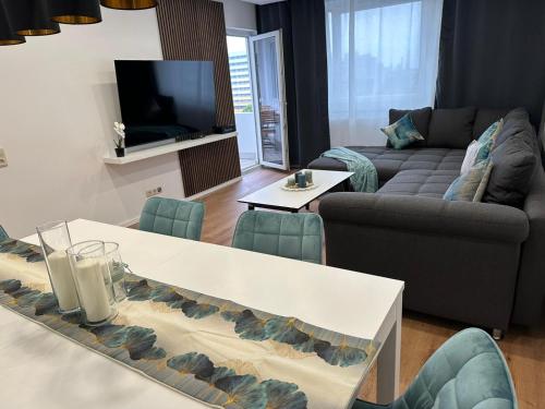 ห้องส่วนกลางสำหรับนั่งเล่น/ดูทีวี, Apartment Wesseling in เวสเซลิง