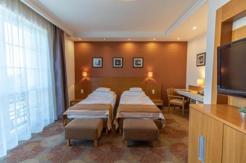 City Hotel Miskolc - image 12