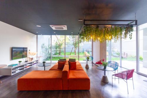 360 VN On Imares by Housi