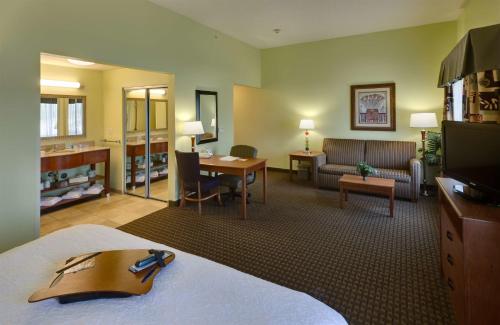 Hampton Inn & Suites Moline-Quad City Int'l Aprt