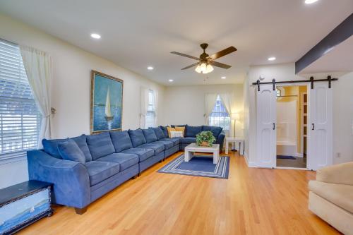 Spacious Jersey Shore Getaway Walk to Beach! in Wildwood, USA