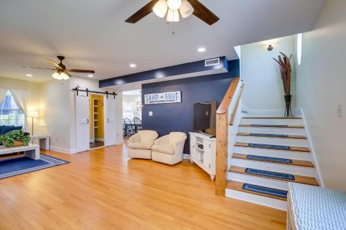 Spacious Jersey Shore Getaway Walk to Beach! in Wildwood, USA