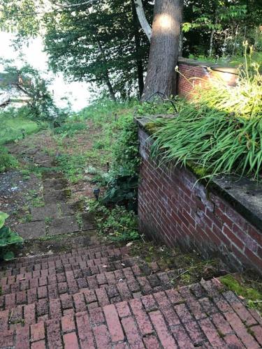 Little Loon Cottage and Beach on Webster Lake Little Loon Cottage and Beach on Webster Lake