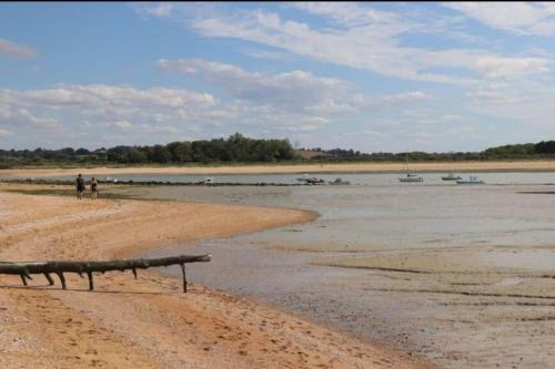 สภาพแวดล้อมโดยรอบ, Gîte PEGASUS - 5 min plage (Gite PEGASUS - 5 min plage) in เอรูวีล แซ็ง แคลร์