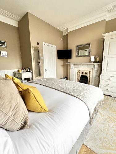 Devon House Guest House - image 10