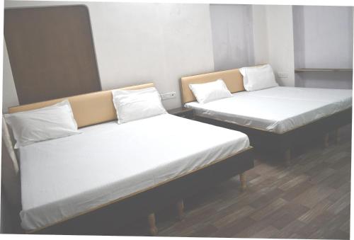 SHIVOHM INN HOMESTAY 400 mtrs from Kashi Vishwanath Temple