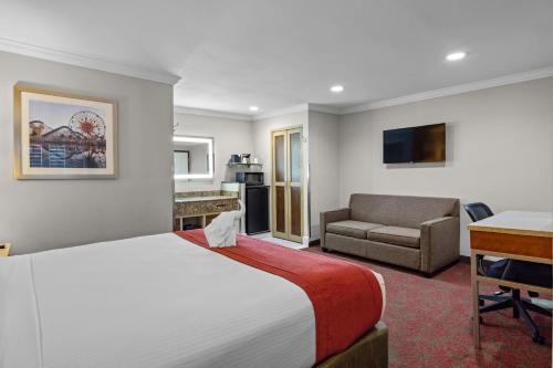 Del Sol Inn Anaheim - image 3