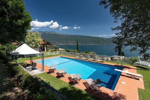 Villa Aurora- Villa esclusiva con piscina e splendida vista lago