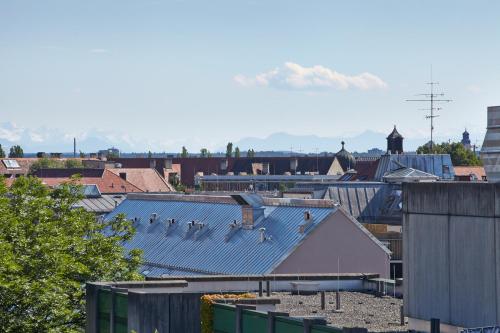 Hotel Demas City - image 12