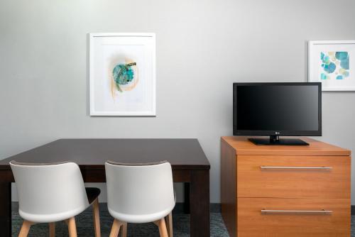 Photo - TownePlace Suites Buffalo Airport