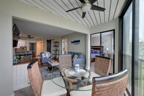 Waterfront Marco Island Condo with Pool and Hot Tub! - image 10