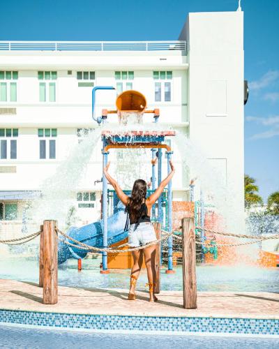 Photo - Courtyard Aguadilla