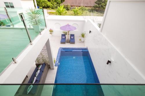 Koh Chang Luxury Pool Villas thumbnail 3