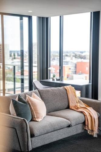 Onyx on North Tce CBD Penthouse Pool Parking - Tap to explore photos