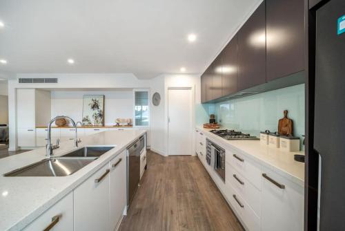 Konyha, Level Up Henley in Henley Beach