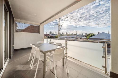 Erkély/terasz, Level Up Henley in Henley Beach