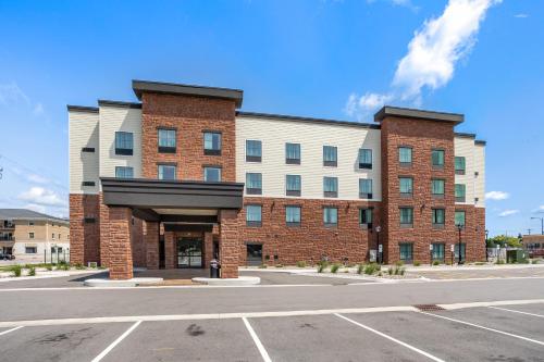 Cobblestone Hotel & Suites - De Pere Green Bay