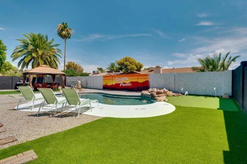 B&B Phoenix - Arcade/Pool/Putt/Murals is an entertainers dream! - Bed and Breakfast Phoenix