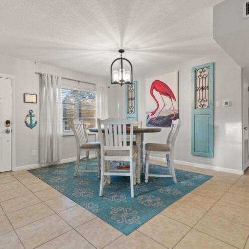 Central Oasis 4BR Pool Home Close To Beach Parks