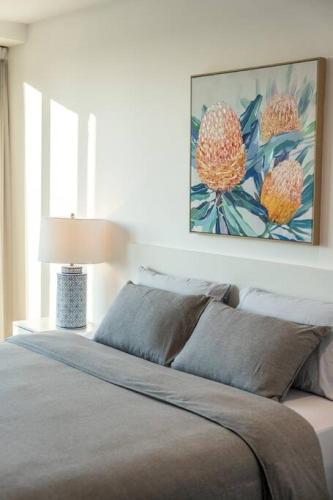 The Views Penthouse - Cityscape & Parkland Scenery - image 2