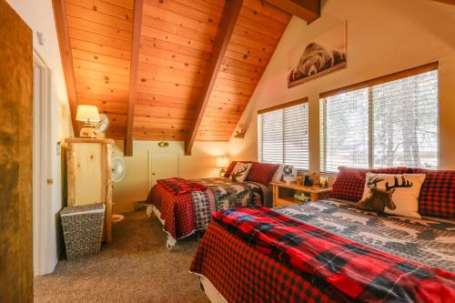 High Sierra Cabin with Grill, Serene Location!