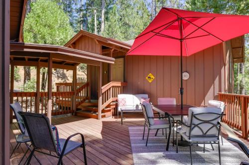 High Sierra Cabin with Grill, Serene Location!