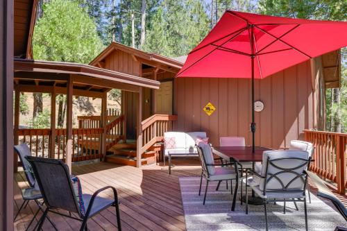 Furnished Deck High Sierra Cabin in Twain Harte! Furnished Deck High Sierra Cabin in Twain Harte!