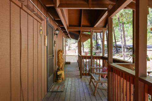 High Sierra Cabin with Grill, Serene Location!