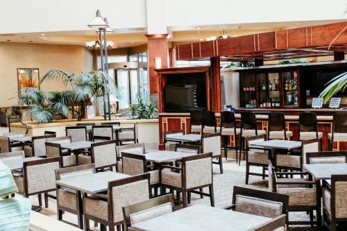 Hotel Topeka at City Center in Topeka, USA