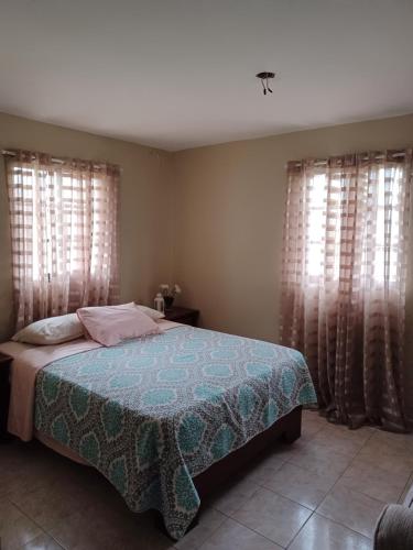 Alexandra Guridy Room For Rent