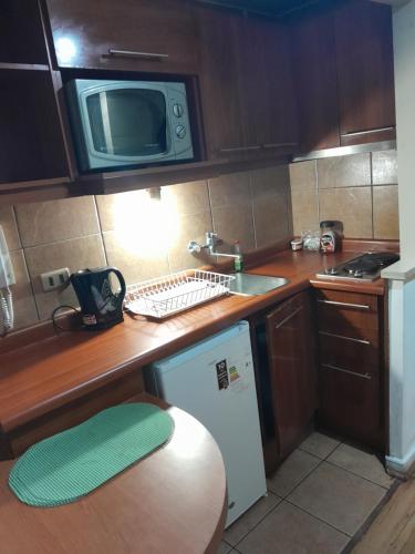 Apartamento tipo estudio acogedor entre metro católica y baquedanono