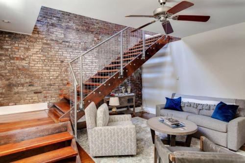 Rustic Chic in Great Location Nulu