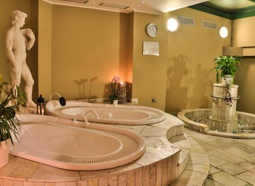 Spa, Golf Hotel Campiglio in Campo Carlo Magno