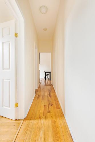 Empire Blvd Guest House