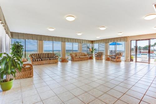 Atlantic Breeze Condo