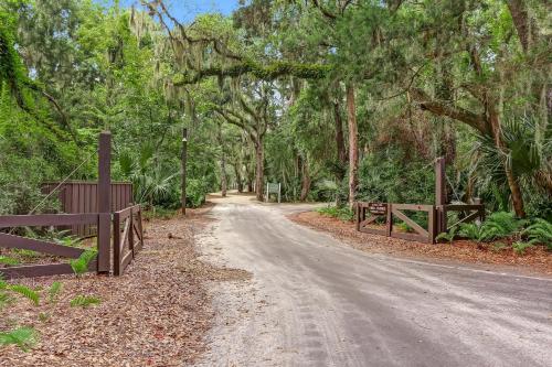 Fairway Oaks Villa Condo