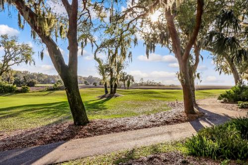 Fairway Oaks Villa Condo